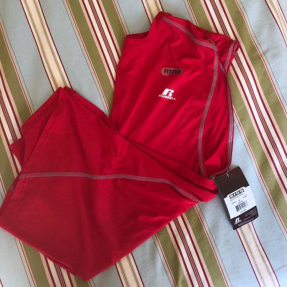 NWT red fitted men’s XL russell athletic shirt